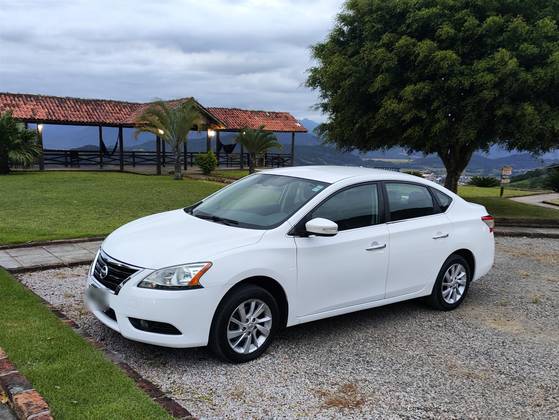 NISSAN SENTRA 2.0 SV 16V FLEX 4P AUTOMÁTICO
